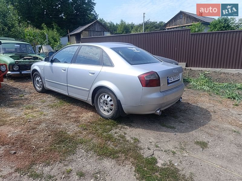Седан Audi A4 2003 в Черновцах