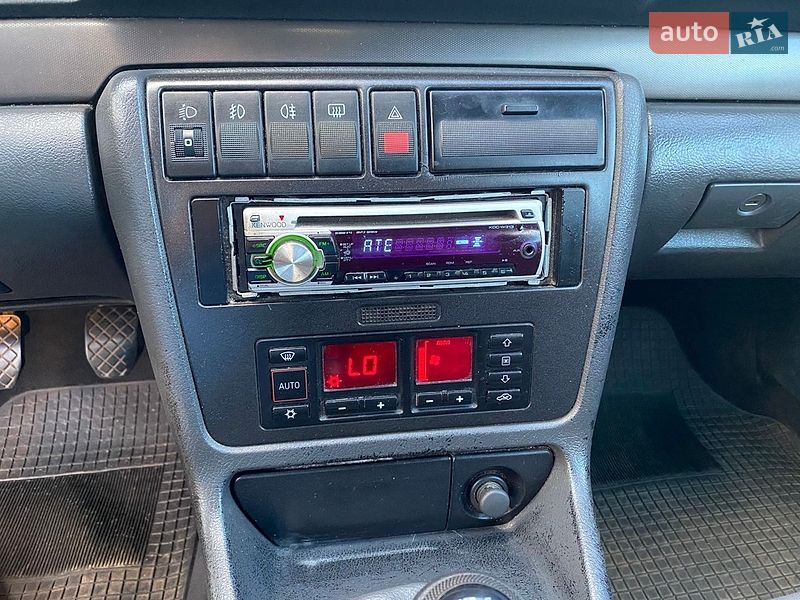 Универсал Audi A4 1998 в Рокитном
