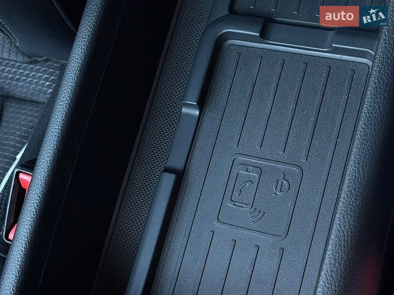 Седан Audi A4 2020 в Киеве фото 15 Седан Audi A4 2020 в Киеве