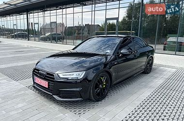 Седан Audi A4 2016 в Самборі