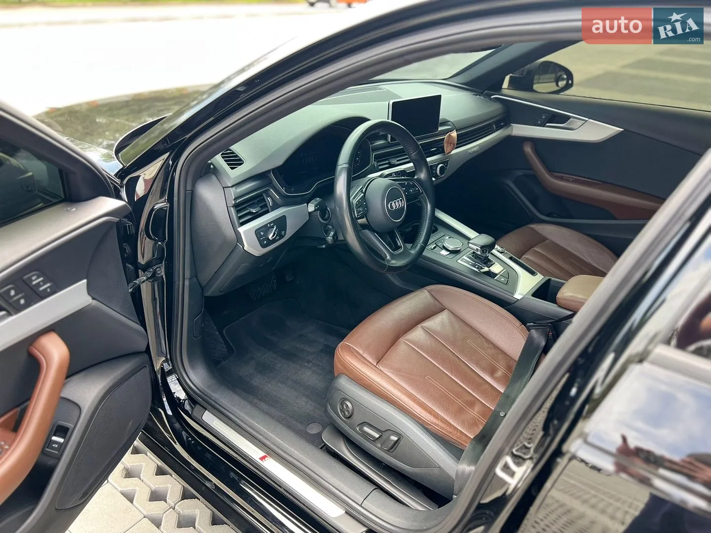2016 Audi A4 - мініатюра 12