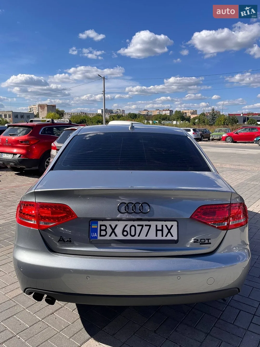 2010 Audi A4 - мініатюра 3