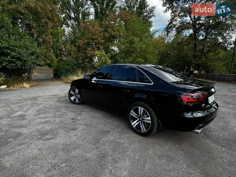 Седан Audi A4 2012 в Білій Церкві