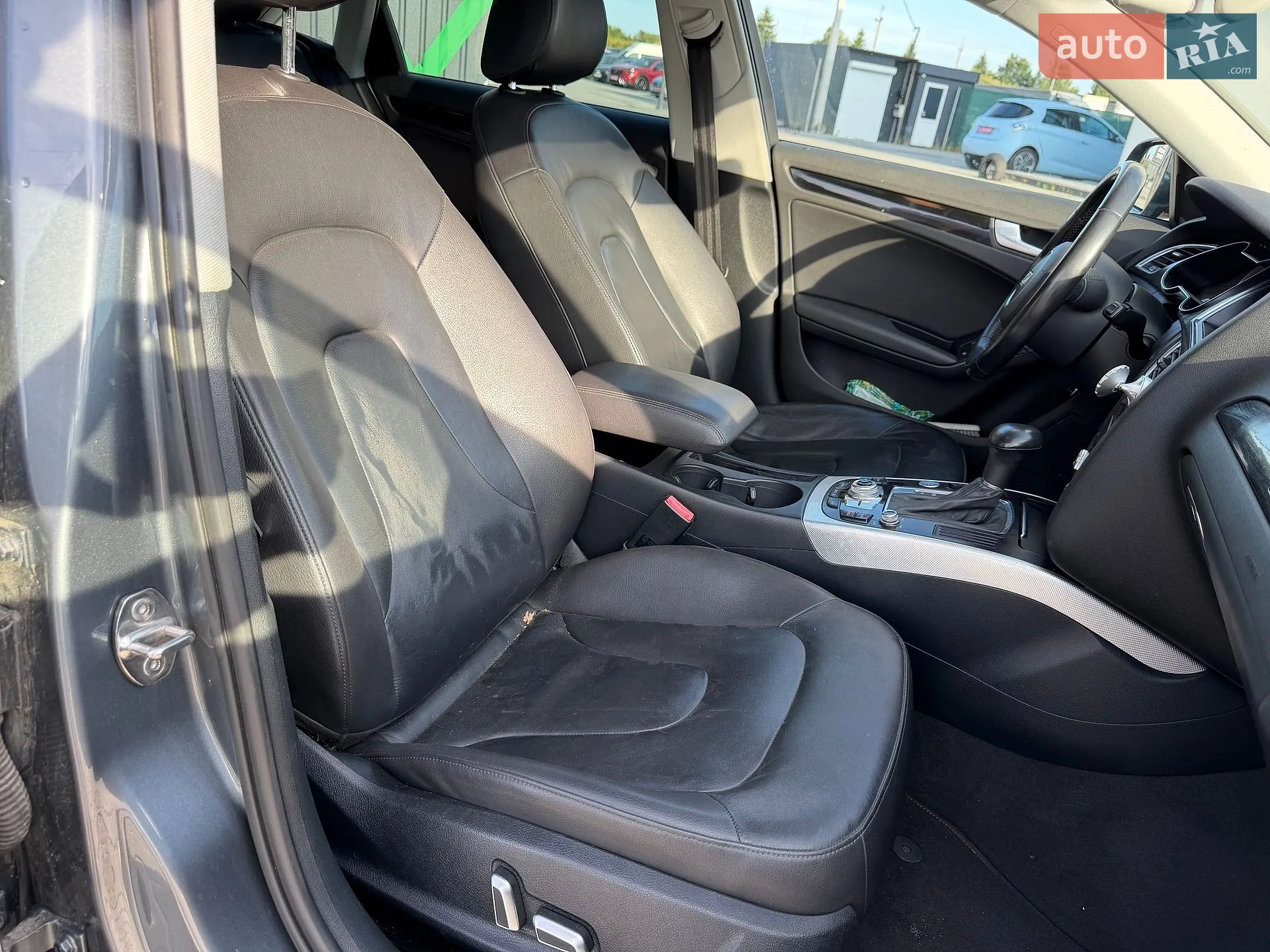 2015 Audi A4 - мініатюра 43