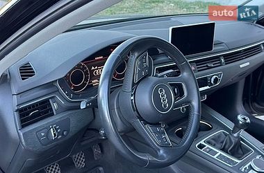 Седан Audi A4 2018 в Здолбунове