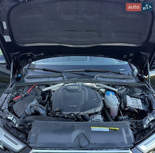 Седан Audi A4 2018 в Здолбунове
