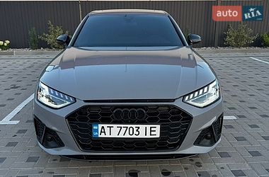 Седан Audi A4 2022 в Коломиї