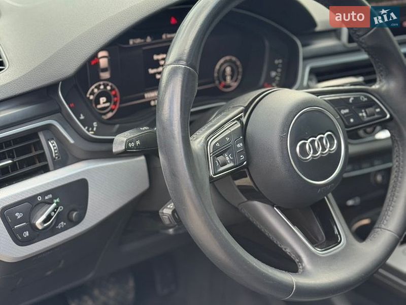 Седан Audi A4 2016 в Фастові