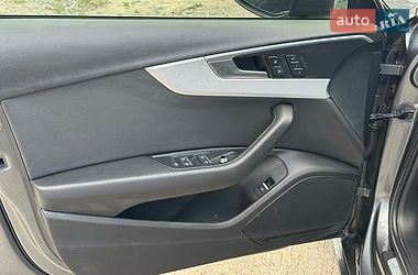 Седан Audi A4 2016 в Фастові