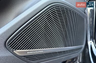 Седан Audi A4 2018 в Стрые
