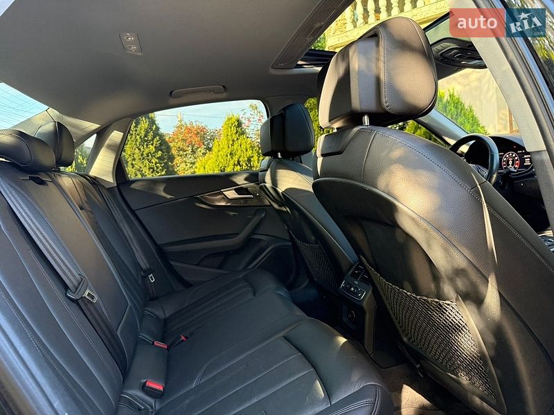 Седан Audi A4 2018 в Стрые
