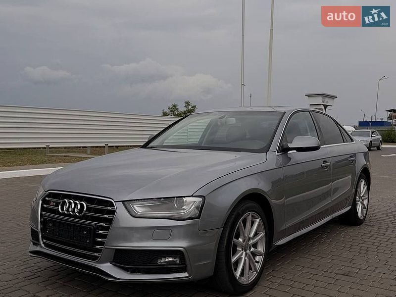 Audi A4 2015