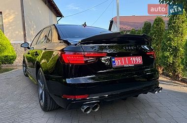Седан Audi A4 2018 в Стрию