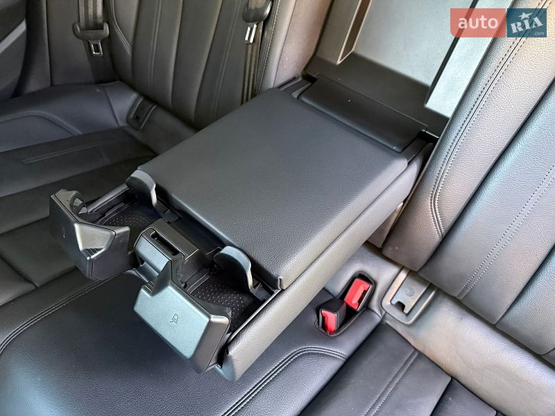 Седан Audi A4 2018 в Стрию