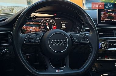 Седан Audi A4 2018 в Стрию