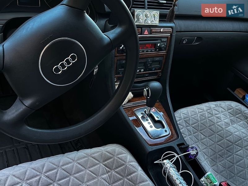 Седан Audi A4 2002 в Тернополе