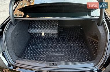 Седан Audi A4 2013 в Полтаве