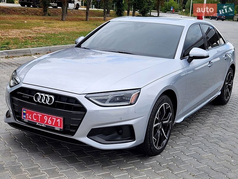 Седан Audi A4 2022 в Вінниці