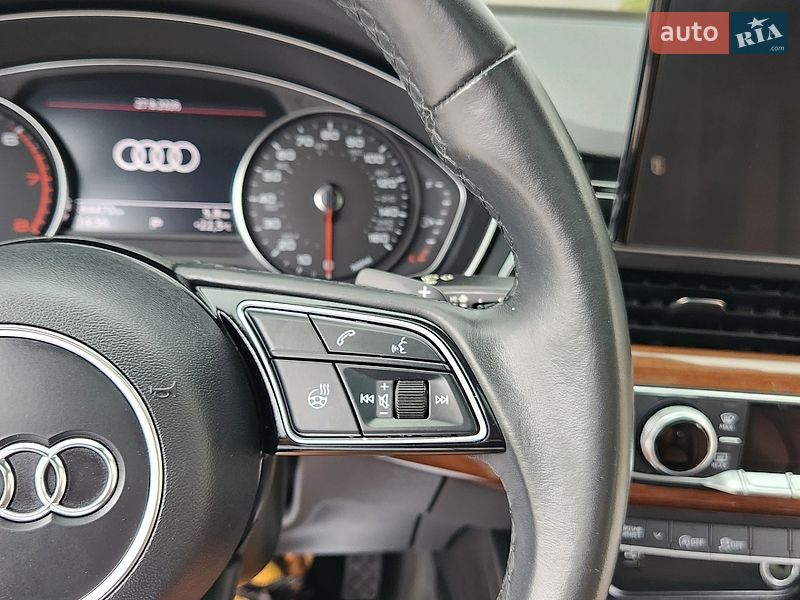 Седан Audi A4 2022 в Вінниці