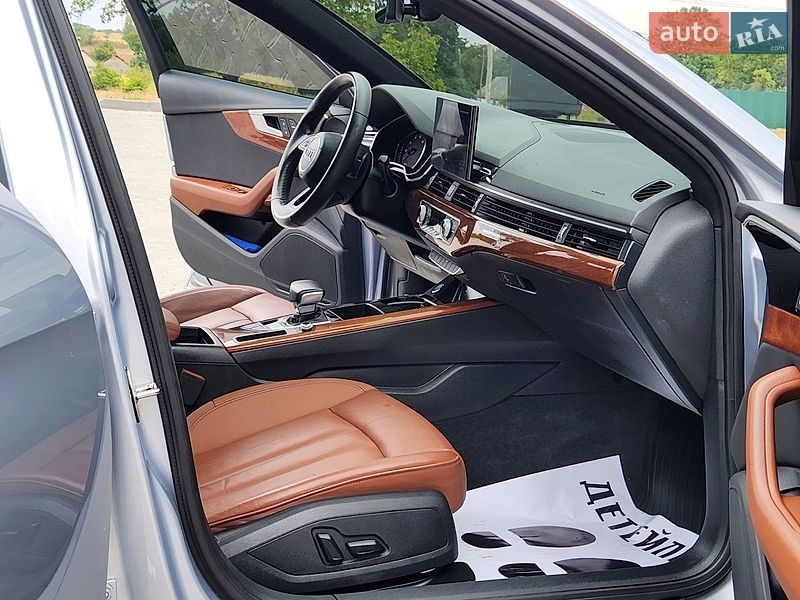 Седан Audi A4 2022 в Вінниці