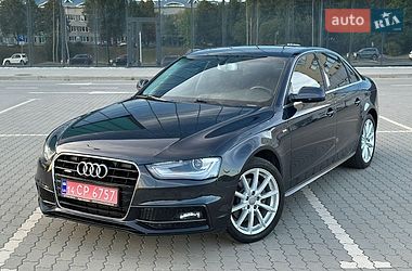 Седан Audi A4 2015 в Львове