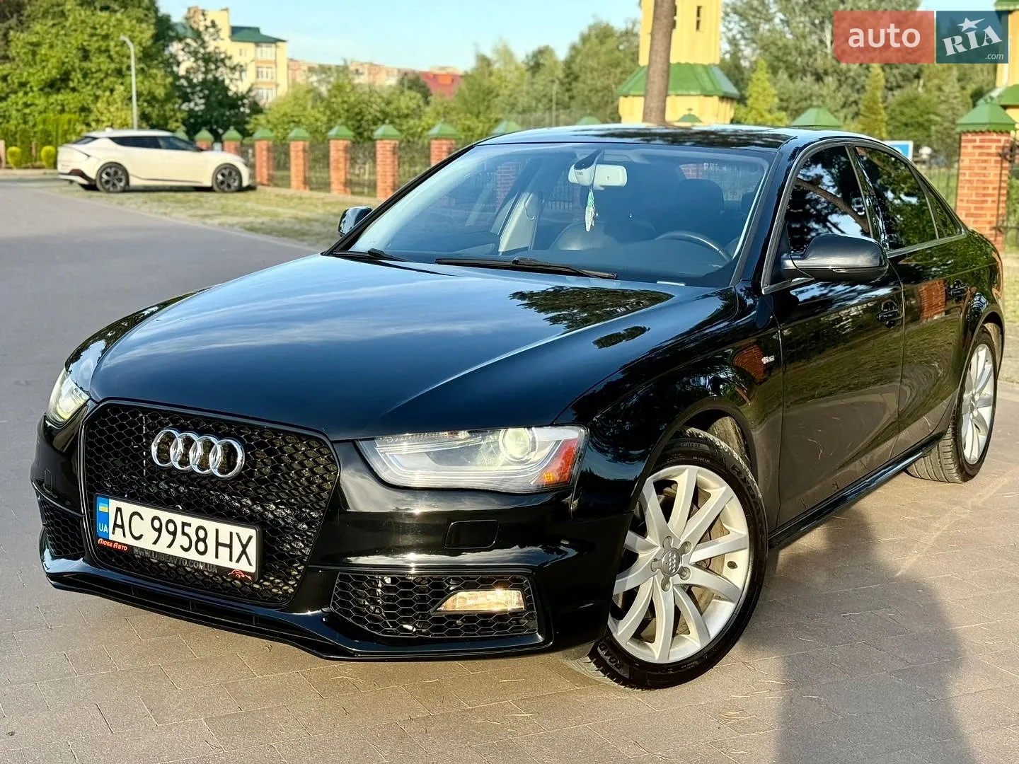 2015 Audi A4 - мініатюра 12