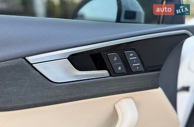 Седан Audi A4 2020 в Киеве
