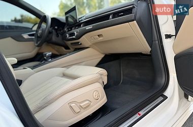 Седан Audi A4 2020 в Киеве