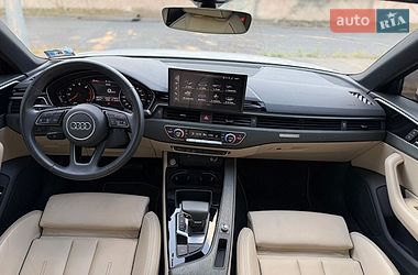 Седан Audi A4 2020 в Киеве