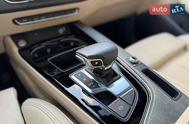 Седан Audi A4 2020 в Киеве