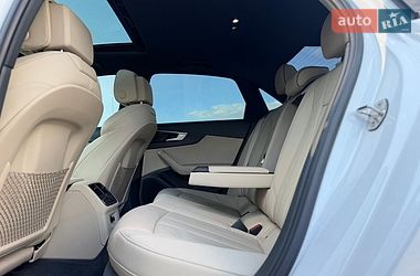 Седан Audi A4 2020 в Киеве