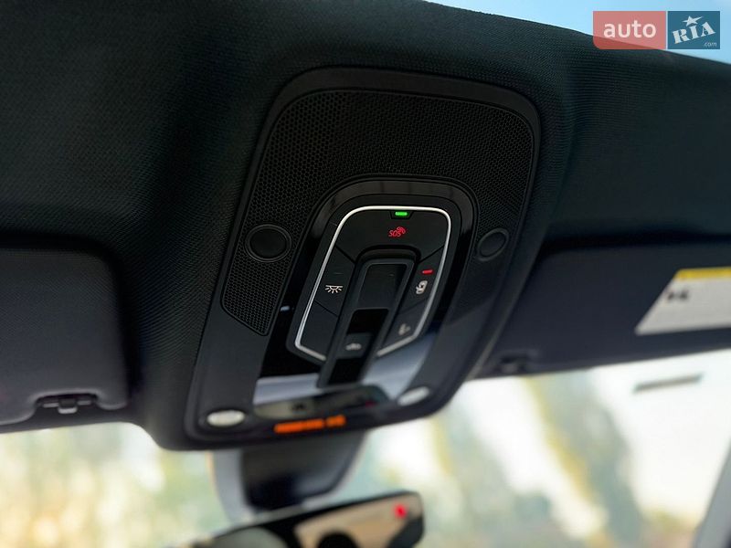 Седан Audi A4 2020 в Киеве