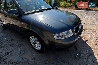 Седан Audi A4 2004 в Звенигородке