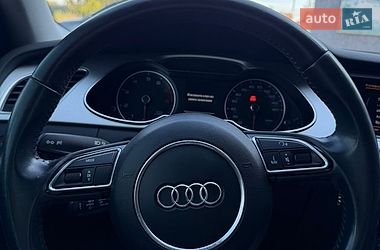 Седан Audi A4 2015 в Самборе