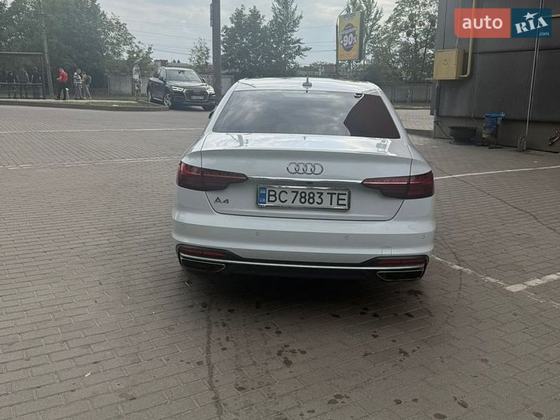Седан Audi A4 2020 в Львове