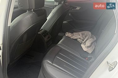 Седан Audi A4 2020 в Львові