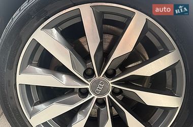 Седан Audi A4 2020 в Львові