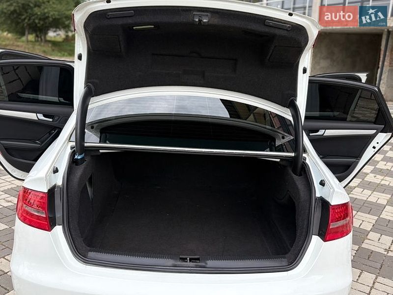 Седан Audi A4 2012 в Буську фото 22 Седан Audi A4 2012 в Буську