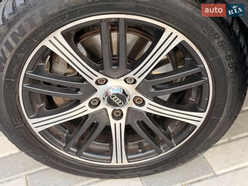 Седан Audi A4 2005 в Львові