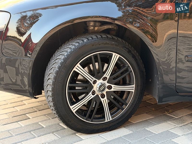 Седан Audi A4 2005 в Львові