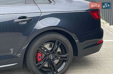 Седан Audi A4 2016 в Луцке