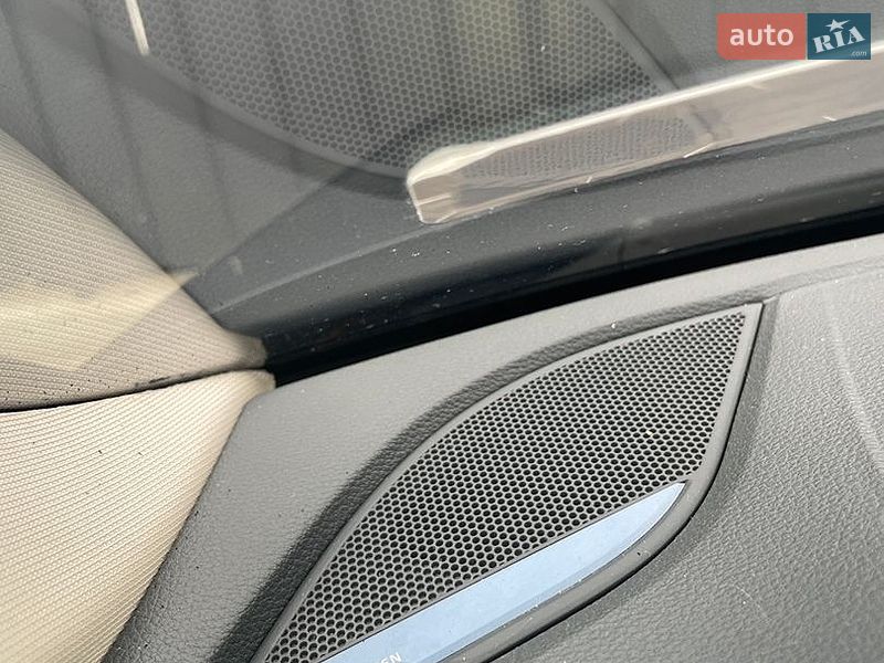 Седан Audi A4 2016 в Луцке