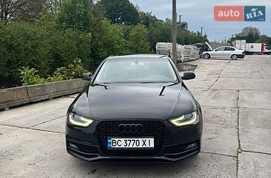Седан Audi A4 2014 в Стрые