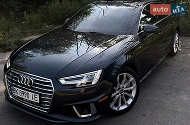 Седан Audi A4 2018 в Кривом Роге