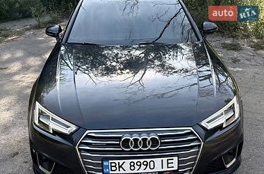 Седан Audi A4 2018 в Кривом Роге