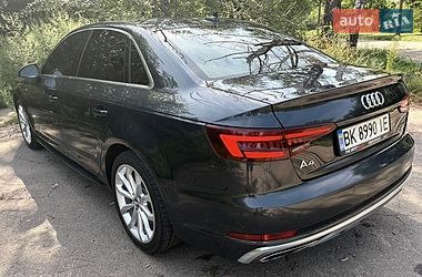 Седан Audi A4 2018 в Кривом Роге