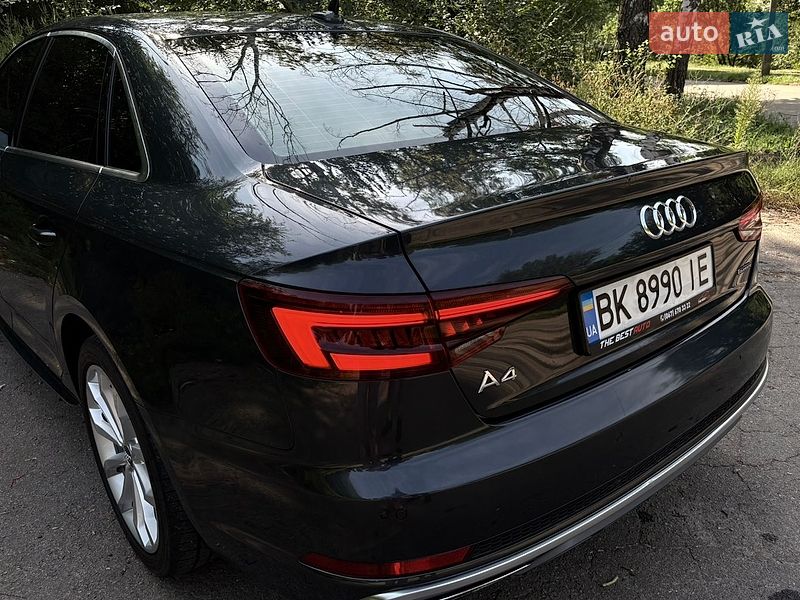 Седан Audi A4 2018 в Кривом Роге
