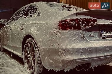 Седан Audi A4 2013 в Киеве