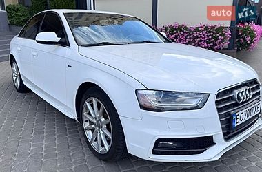 Седан Audi A4 2014 в Львове