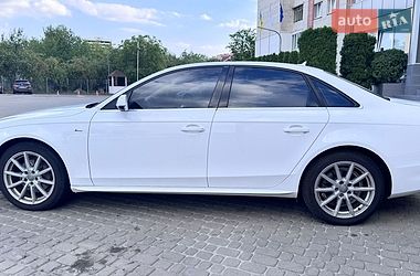 Седан Audi A4 2014 в Львове